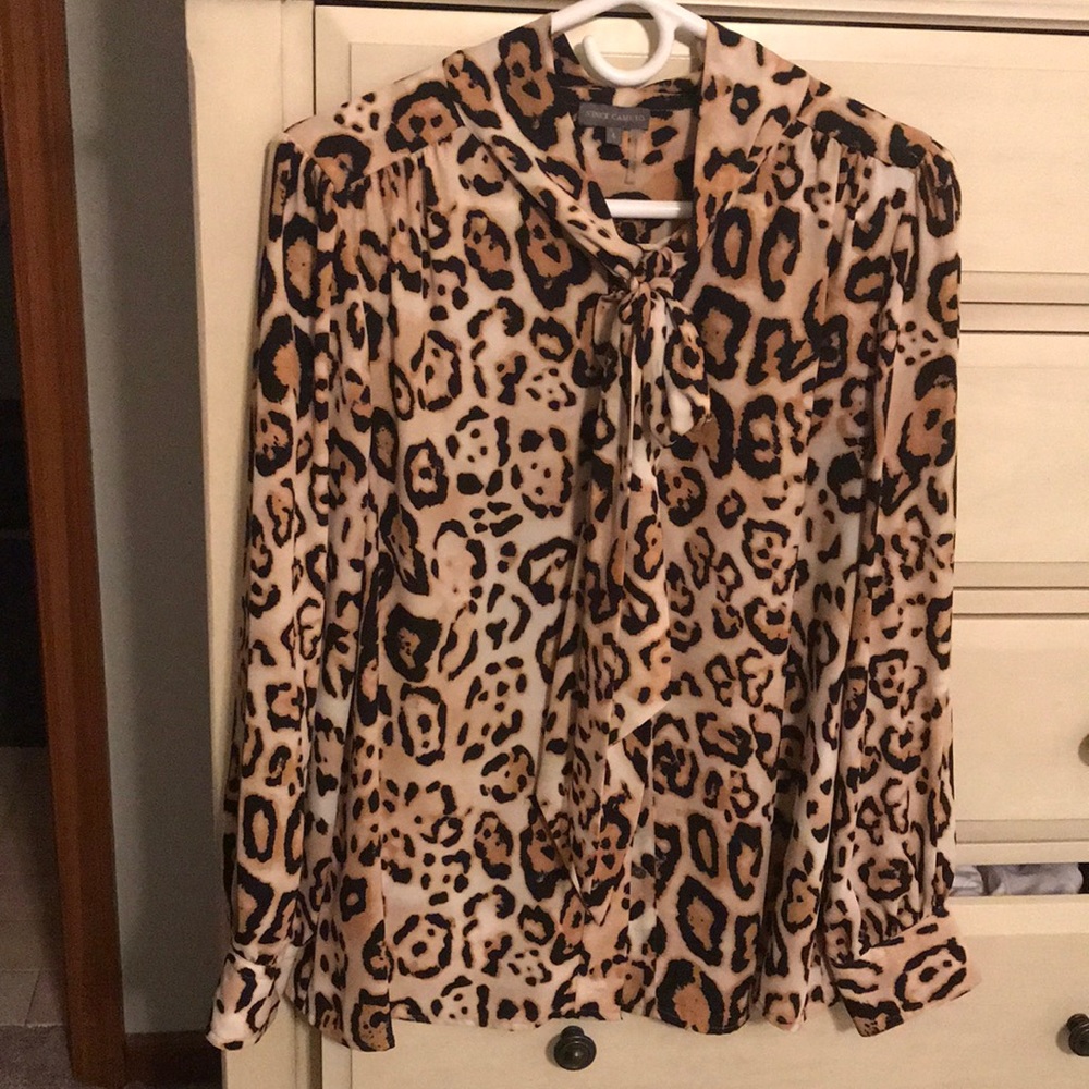 Vince Camuto leopard / animal/ cheetah blouse